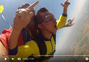 Vidéos de parachutisme